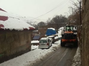 Bitlis’te 76 köy yolu ulaşıma kapandı