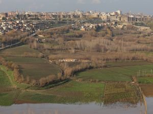 Hevsel Bahçeleri'ni su bastı