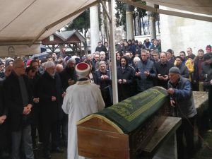 Elibüyük'ten Yazar Mustafa Karaalioğlu'na taziye ziyareti