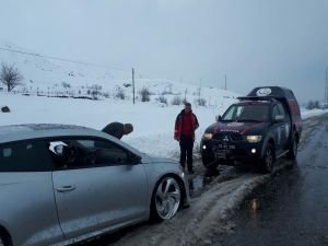 Bingöl'de kırsal kesimde mahsur kalan hastalar kurtarıldı