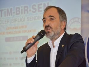 Eğitim-Bir-Sen: "Ücretli öğretmenler mağduriyetlerinin giderilmesini bekliyor"