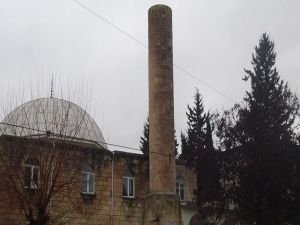 "Vakıflar Şanlıurfa Bölge Müdürlüğü yıkılan minareler için çalışma başlatsın"