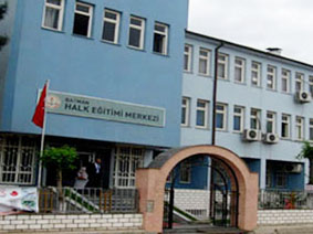 Batman'da Halk Eğitim Merkezine bombalı saldırı