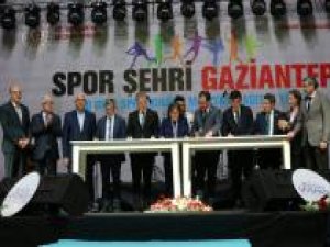 "Gaziantep'e 127 milyon TL'lik spor yatırımı yapacağız"