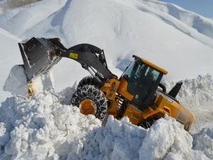 Bitlis'te tüm köy yolları ulaşıma açıldı