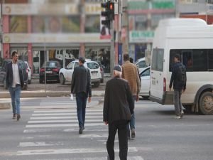 "Yaya üstünlüğü yanlış anlaşıldı, yayalar kırmızı ışık dinlemiyor"