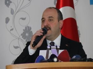 Bakan Varank: “Ezanın altında yaşayan Müslümanlar olarak silkelenmemiz gerekiyor”