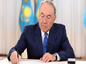 Kazakistan Cumhurbaşkanı Nazarbayev istifa etti