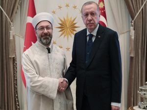 Cumhurbaşkanı Erdoğan, Diyanet İşleri Başkanı Erbaş'ı kabul etti