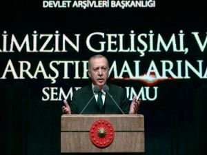 Erdoğan: 800 bin kişiyi öldüren Fransızlar bize ders veremez