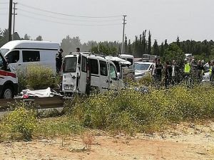 İzmir'de feci trafik kazası: 4'ü çocuk 7 ölü