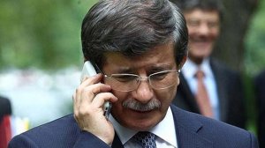 Davutoğlu'ndan Merkel'e kritik telefon görüşmesi