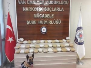 Van'da 48 kilo 565 gram toz esrar ele geçirildi