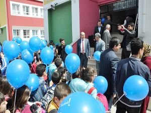 Batman İl Milli Eğitim Müdürü Kurtaran, 'Dünya Otizm Etkinliğine' katıldı