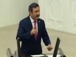 "Lut Kavminin Çocuklarıyız' pankartlarıyla İstanbul sokaklarını kirleten soysuzlar"