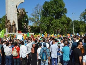 Suriyeli muhacirlere yapılan ırkçı saldırılar telin edildi