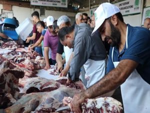 ​Umut Kervanı İstanbul’da kurban vekâletlerini yerine getirdi