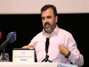 Turan: "Namaz mümini haramlardan koruyor"