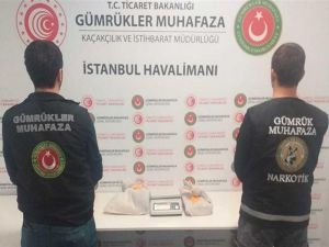 İstanbul Havalimanı'nda 4,6 kilogram kokain ele geçirildi