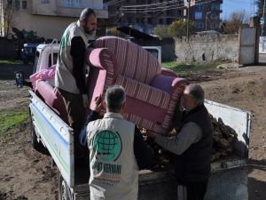 Umut Kervanından Suriyeli mağdur aileye yardım