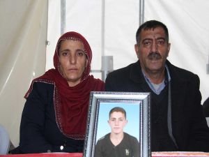 ​Çocukları kaçırılan bir aile daha evlat nöbetinde