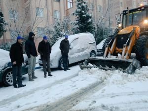 Artuklu’da kar temizleme çalışması başladı