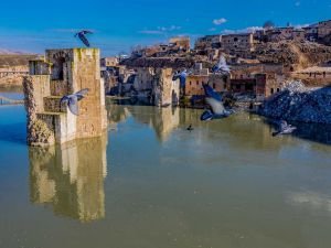 ​Antik kent Hasankeyf baraj sularına gömülmeye başladı