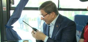 Davutoğlu kendi anonsunu kendi yaptı