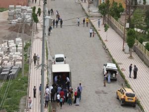 Seyyar marketlere akın