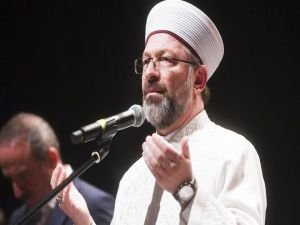 Diyanet İşleri Başkanı Ali Erbaş: Üç ayların manevi iklimi başladı