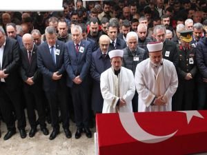 İdlib saldırısında hayatını kaybeden asker Adana'da defnedildi