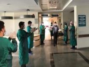 Siirt’te bir buçuk yaşında bebeğin de bulunduğu 8 Coronavirus hastası şifa buldu