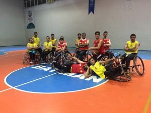 ‘Engelsiz Yıldızlar’ projesi onları sosyal yaşamda tuttu!‏