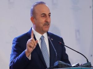 Çavuşoğlu'ndan Wilders'a tepki