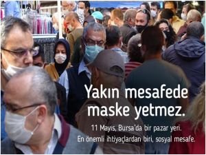 Bakan Koca, pazar yerindeki bir fotoğrafı paylaşarak uyardı