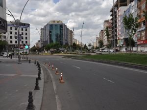 İlk kez sokağa çıkma yasağı uygulanan Batman’da cadde ve sokakları sessizliğe büründü