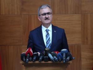 Vali Karaloğlu'ndan Kanada ve Nişantaşı'nda İslam düşmanlığı üzerinden yapılan saldırılara tepki