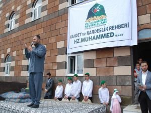 Mendelîx ( Yukarı Gözlüce ) köyünde Kutlu Doğum