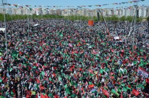 Müslüman Kürtlerin yüreğinden imanı silemezsiniz!