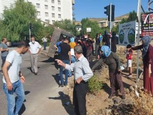 Bingöl'de trafik kazası: Bir kadın hayatını kaybetti