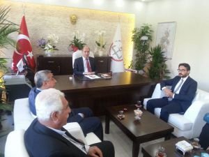 Ak Parti’den Batman Milli Eğitim Müdürü Kurtaran’a ‘Hayırlı olsun’ ziyareti