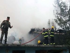 Ermenistan ateşkese rağmen sivil yerleşim yerlerine saldırılarına devam ediyor