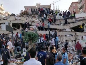 İzmir'deki 6.6'lık depremin ardından 97 artçı sarsıntı kaydedildi