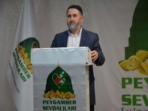 Peygamberi sevmek şüphesiz ashabını sevmeyi gerektirir