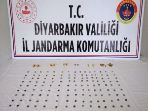 Diyarbakır'da tarihi eser kaçakçıları suçüstü yakalandı