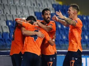 Başakşehir şeytan'In bacağını kırdı: 2-1