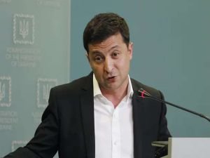 Ukrayna Devlet Başkanı Zelenskiy Covid-19'a yakalandı