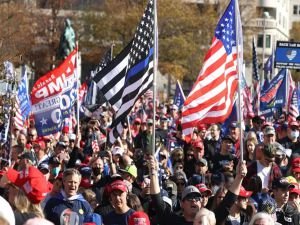 Washington'da sokaklar karıştı