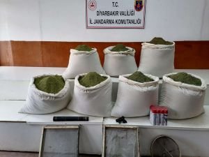 Diyarbakır'da 308 kilo esrar ele geçirildi