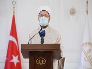 Diyanet İşleri Başkanı Erbaş gençliğin önemine dikkat çekti